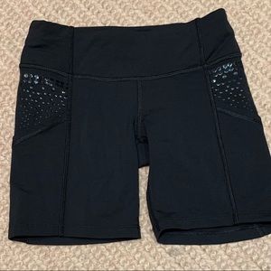 🖤LULULEMON black shorts